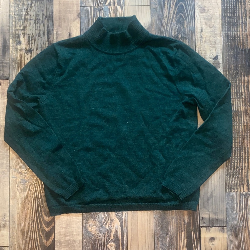 Vintage merino wool Pendleton Dark Green Turtleneck Sweater
